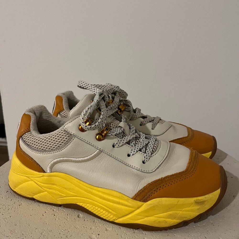 Maison Scotch Platform Sneakers | Yellow & White | Size 7.5